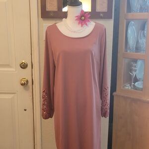 Elegant Mauve Long Sleeve Dress